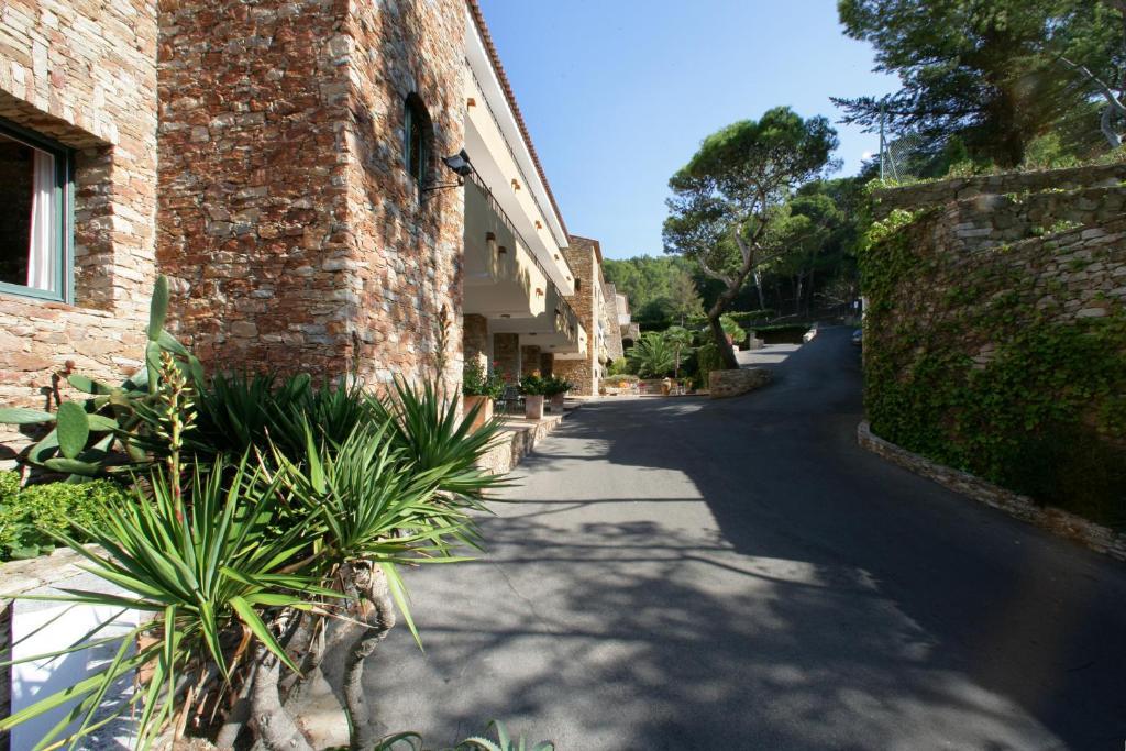 Hotel Sa Riera Begur Exterior photo